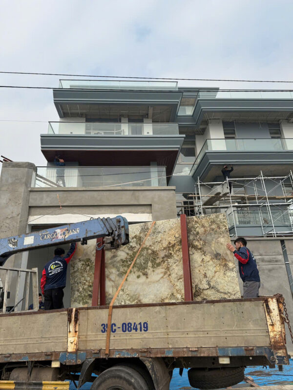 Hình ảnh thi công Dũng Luxury Stone